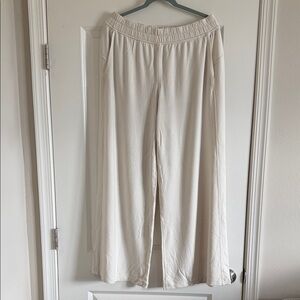 lululemon BeCalm Mid-Rise Wide-Leg Pant